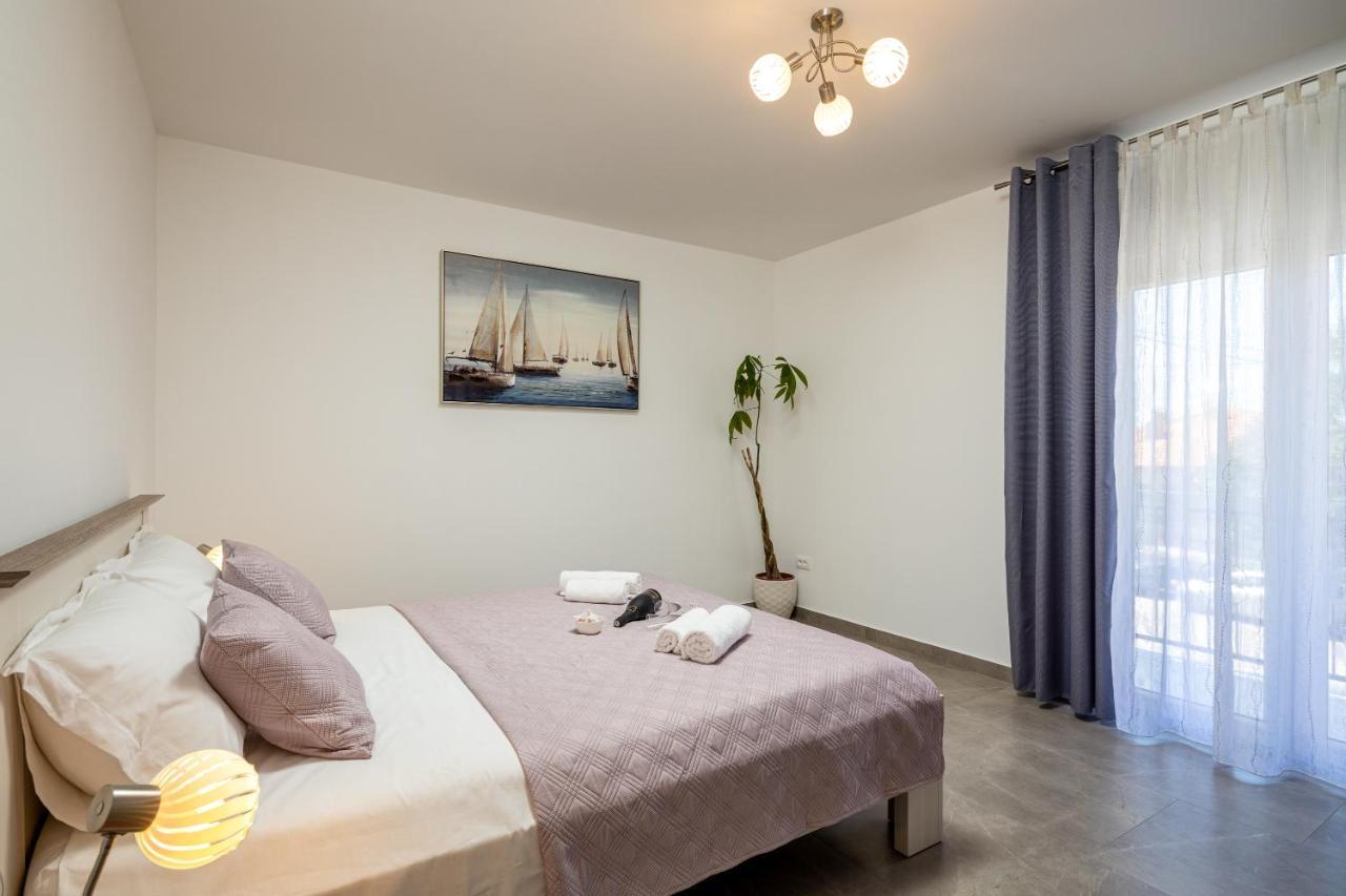 Brand new apartment Navika in a great location Omiš Exteriör bild