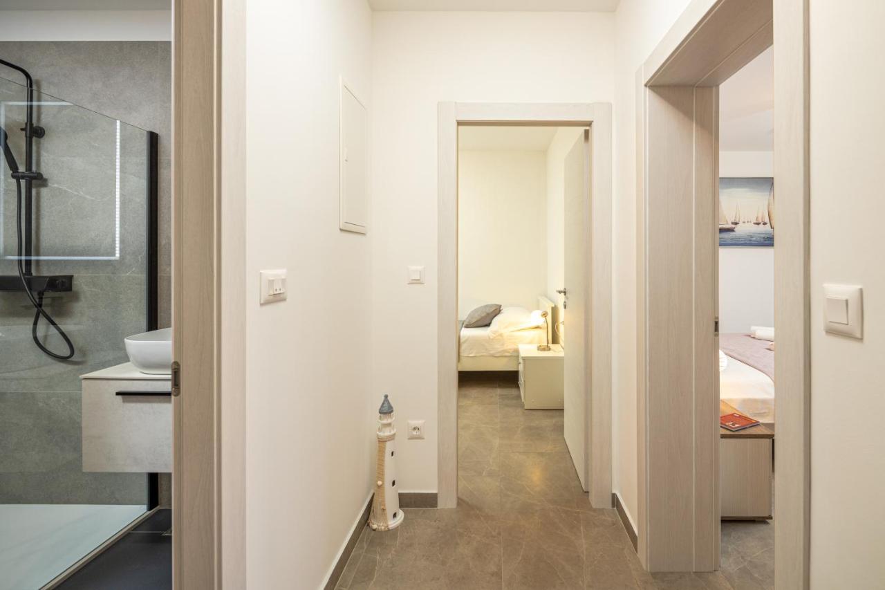 Brand new apartment Navika in a great location Omiš Exteriör bild