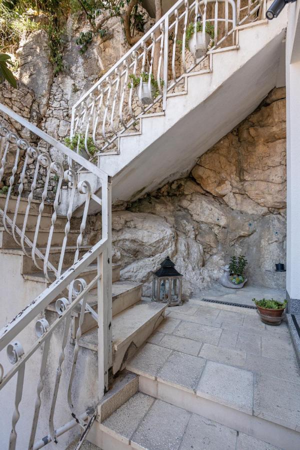 Brand new apartment Navika in a great location Omiš Exteriör bild