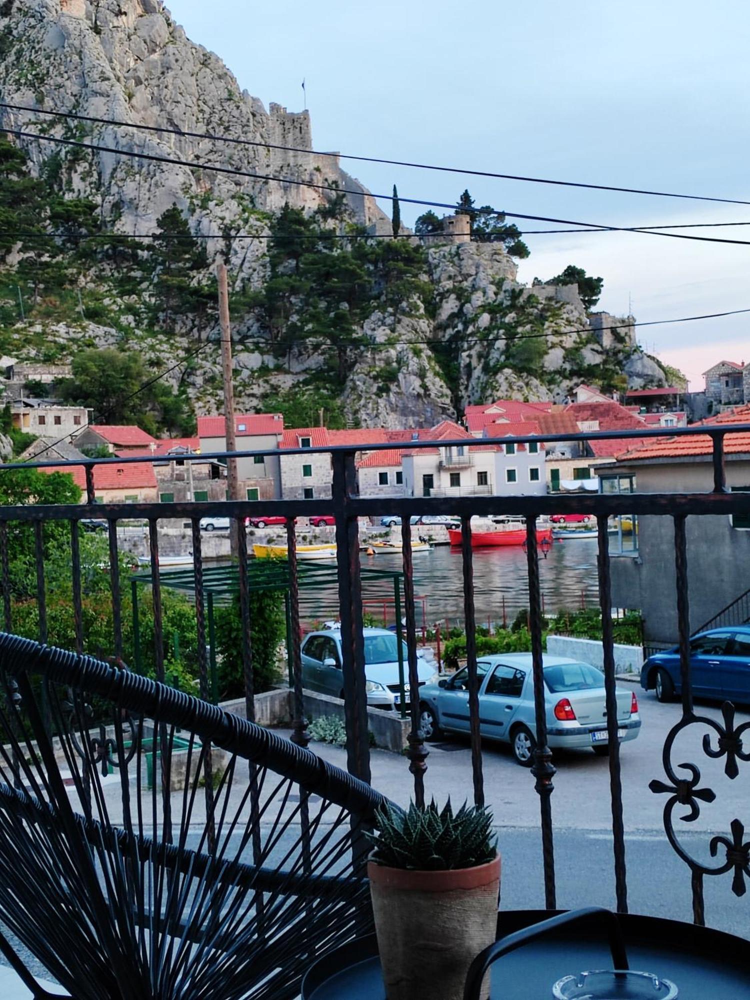 Brand new apartment Navika in a great location Omiš Exteriör bild